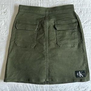 Calvin Klein Jeans Army Green Cargo Skirt